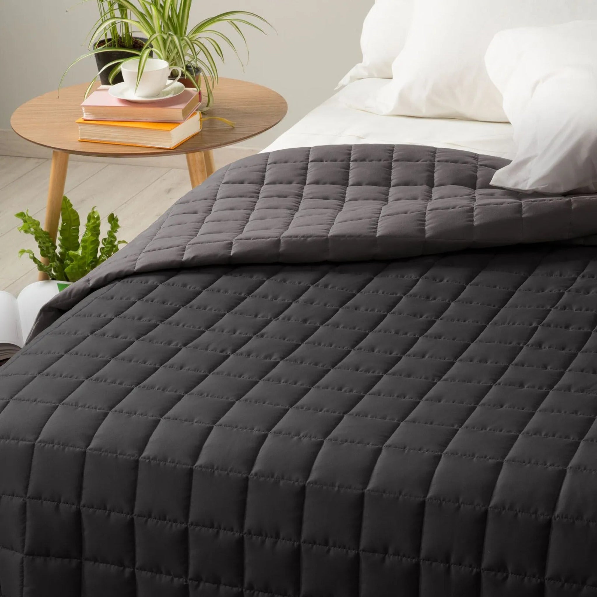 Quilted Double Bedspread in Cotton Bassetti Granfoulard Art. Mergellina